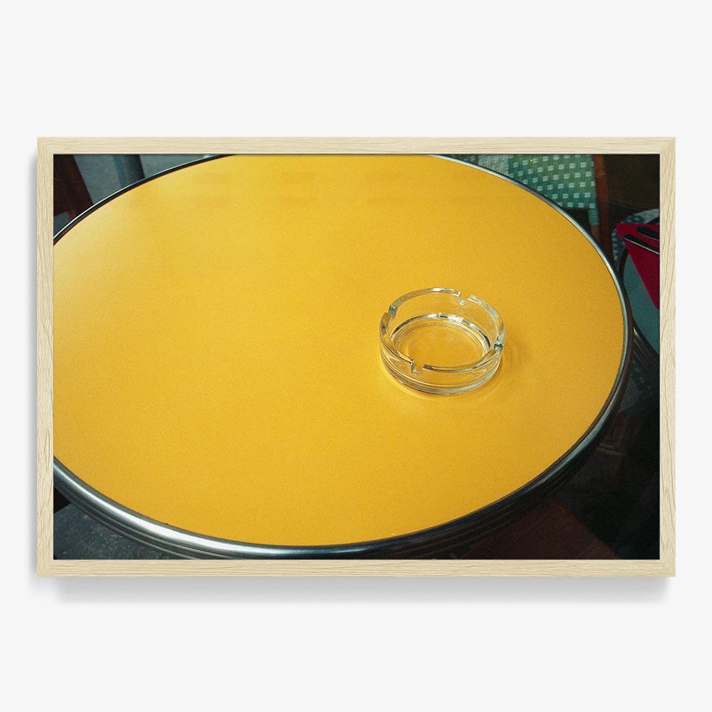 cendrier sur table - Image 17