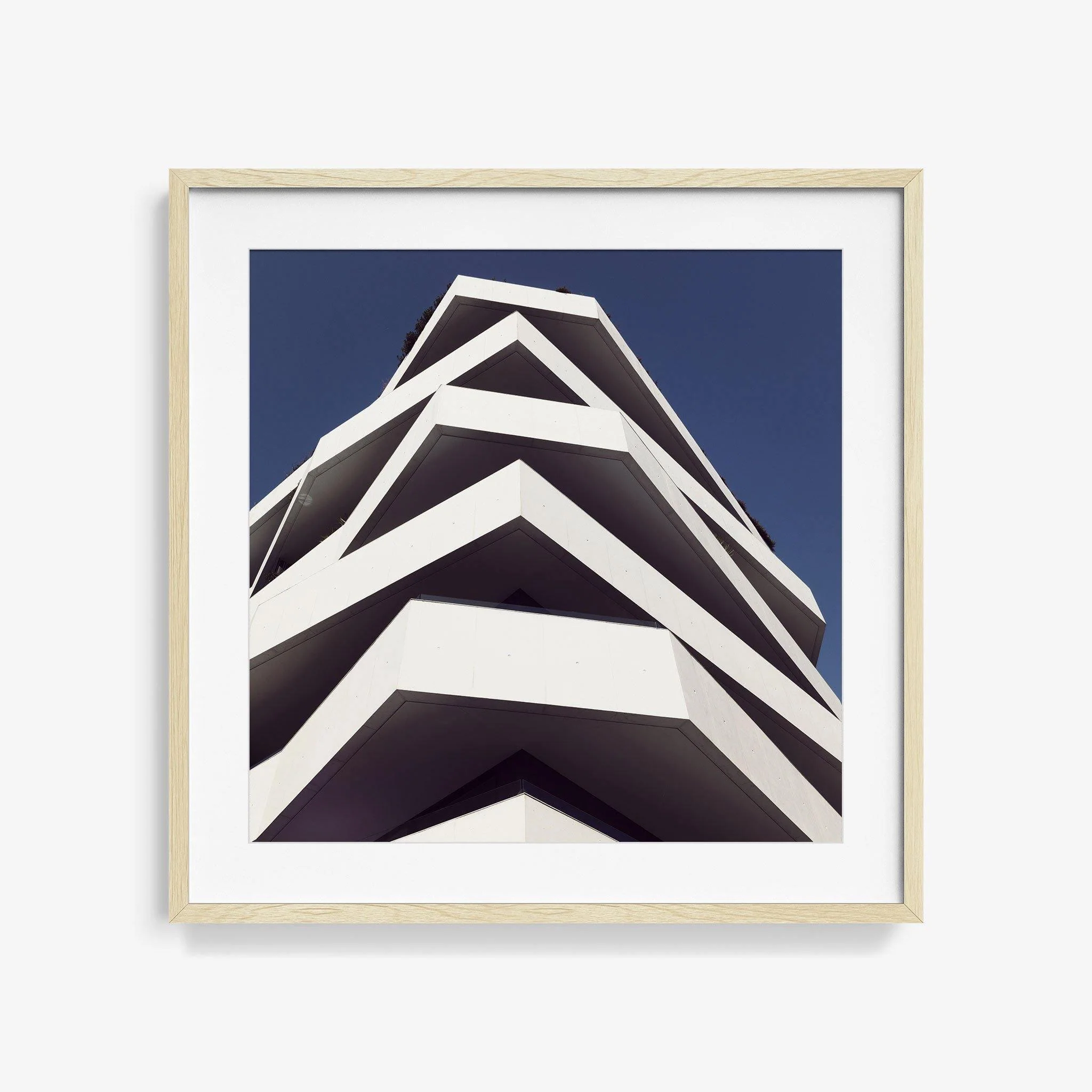 Light Shift - Image 12