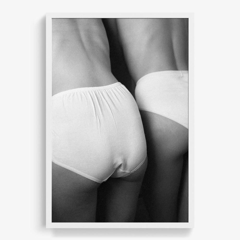 Women at Mirror - Image 21