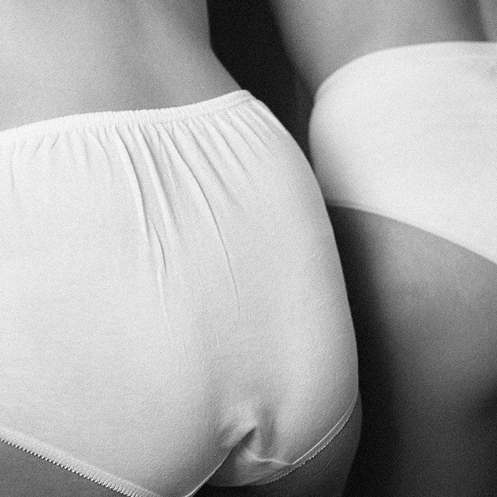 Women at Mirror - Image 3